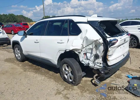 2019 Toyota Rav4 Xle z USA, uszkodzony, nr VIN 2T3W1RFV3KW031627